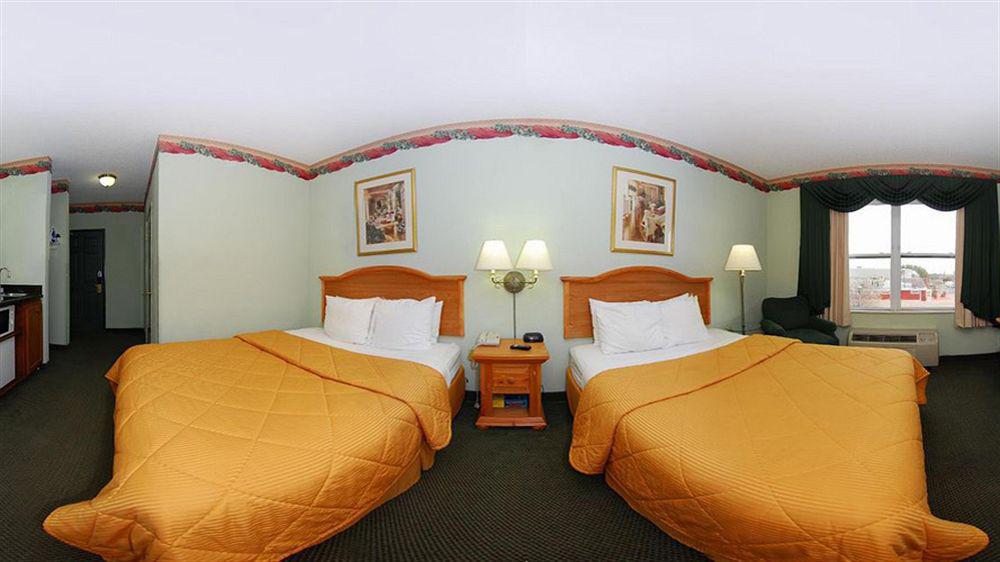 Econo Lodge Airport I-35 North Фармерс-Бранч Экстерьер фото